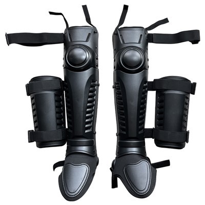 反暴力脚プロテクター